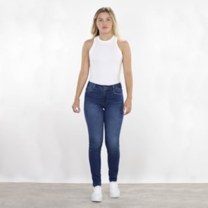 Azul